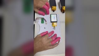 Layar IPS Lcd Polcd 2,4 inci